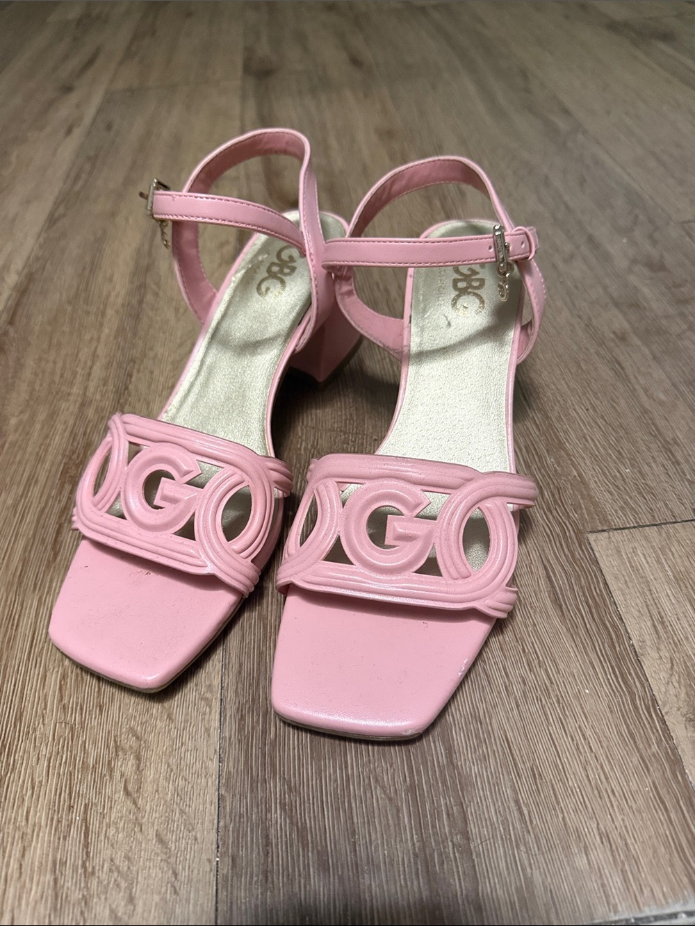 GBG Los Angeles Pink Block Heel Sandals with Decorative Cutout Straps